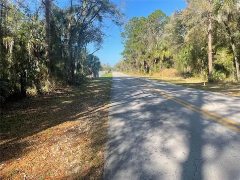 1120 NE 3rd Street Crystal River FL 34429