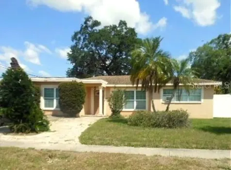 2925 W Paris Street Tampa FL 33614