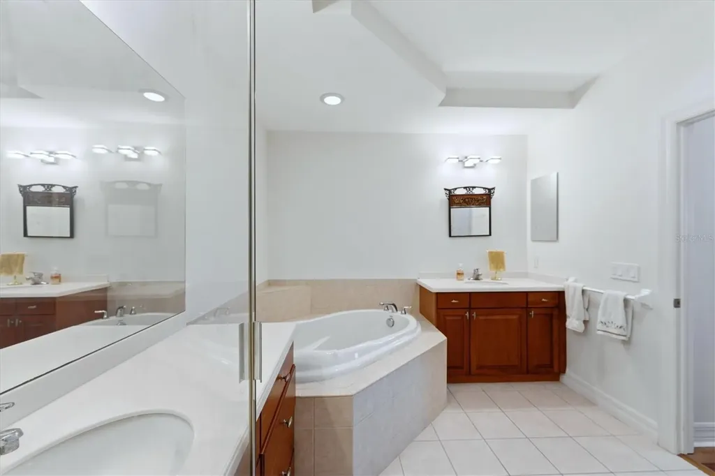 5531 Cannes Circle Sarasota FL 34231