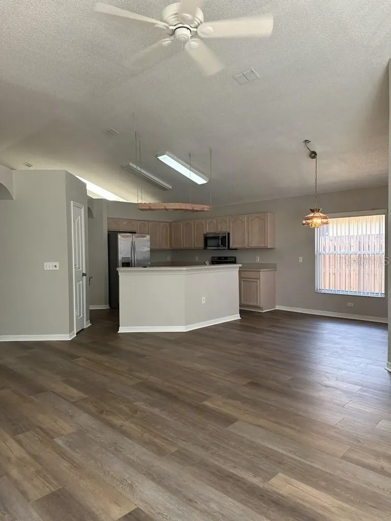 8928 Southbay Drive Tampa FL 33615