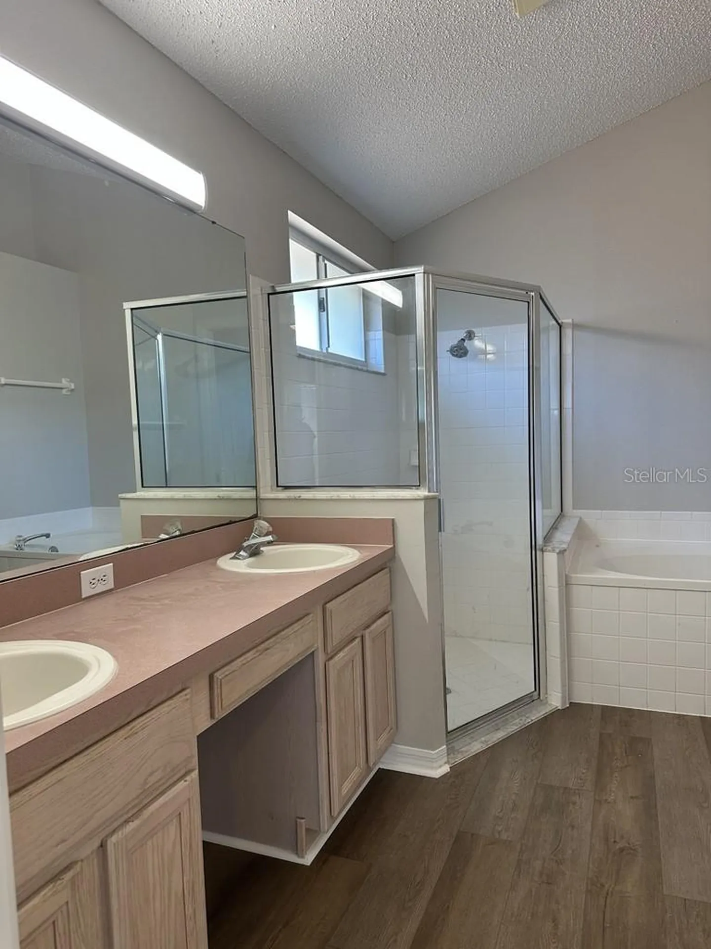 8928 Southbay Drive Tampa FL 33615
