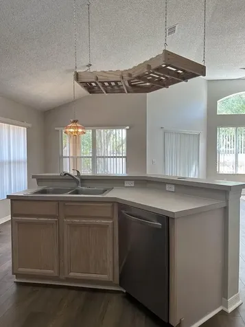 8928 Southbay Drive Tampa FL 33615