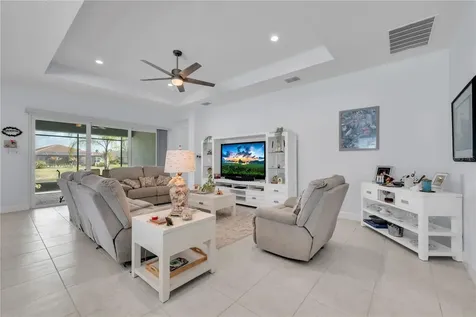 4916 Sevilla Shores Drive Wimauma FL 33598