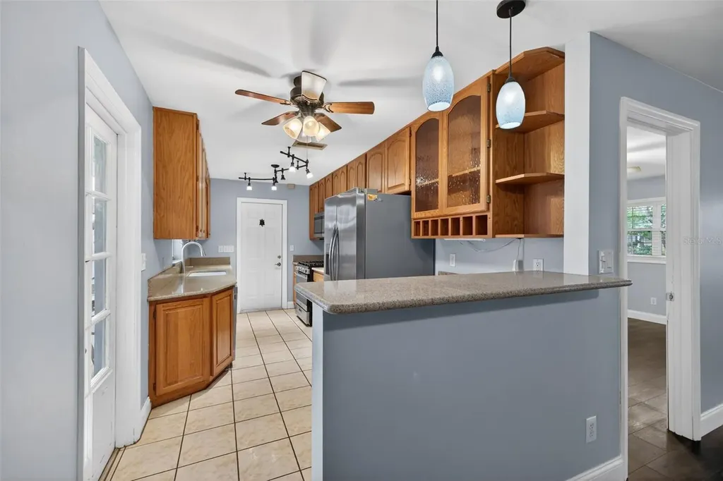1414 85th Avenue N St Petersburg FL 33702