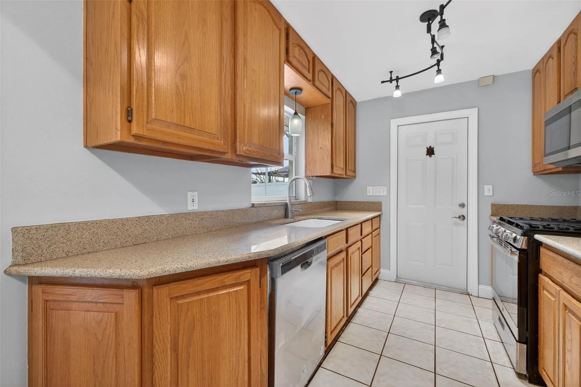 1414 85th Avenue N St Petersburg FL 33702