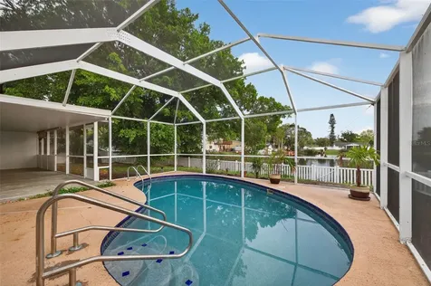 1414 85th Avenue N St Petersburg FL 33702