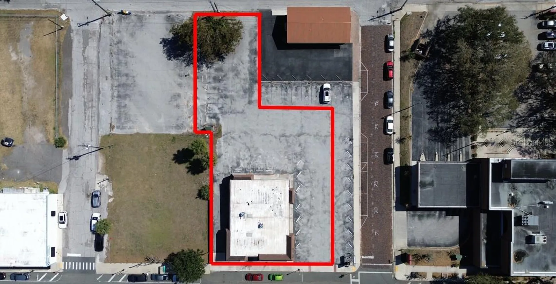 14232 7th Street Dade City FL 33523