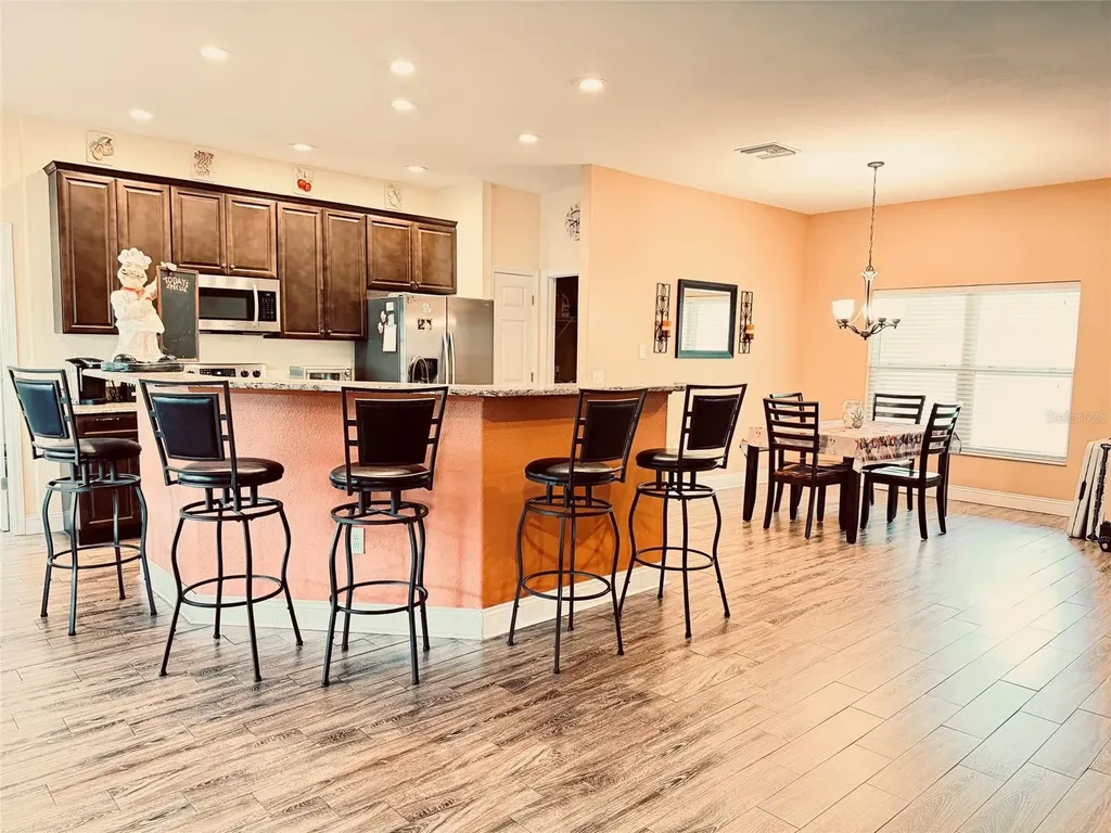 7001 W Dormany Road Plant City FL 33565