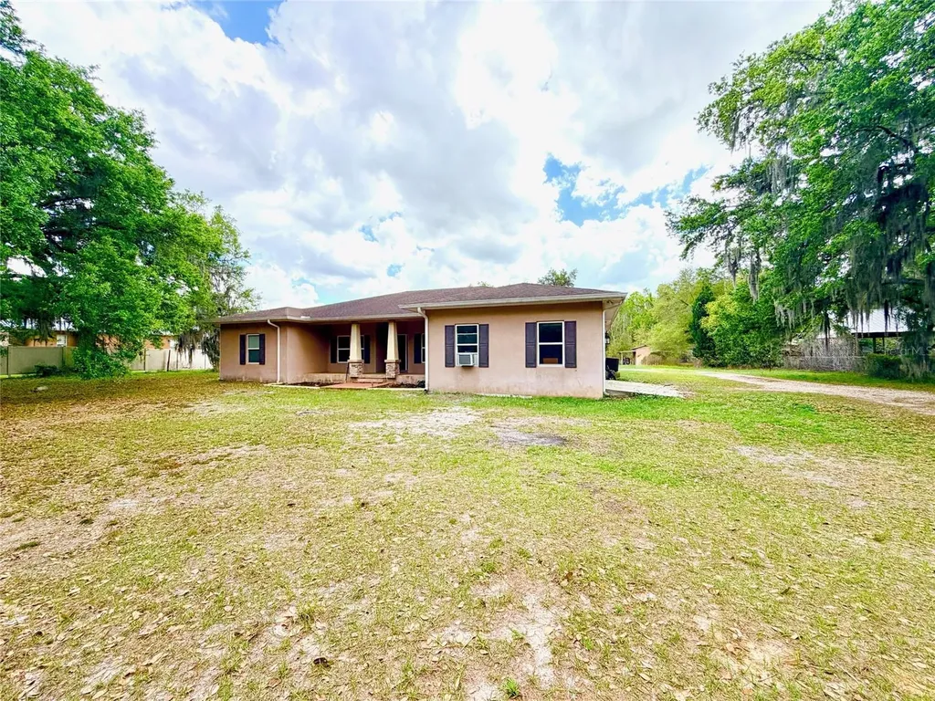 7001 W Dormany Road Plant City FL 33565