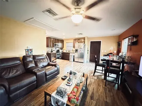 7001 W Dormany Road Plant City FL 33565