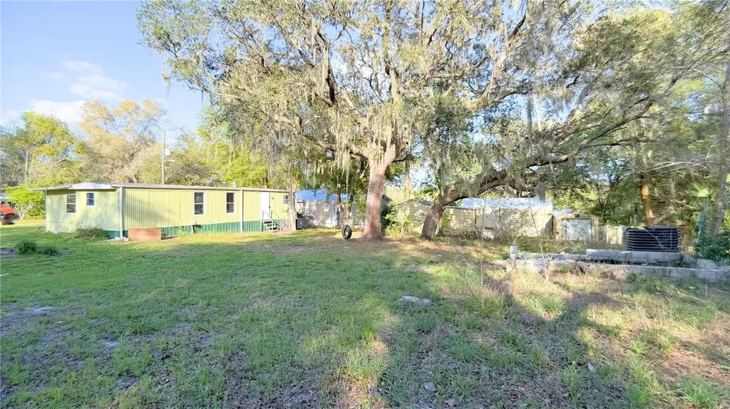 18274 SE 22nd Place Silver Springs FL 34488