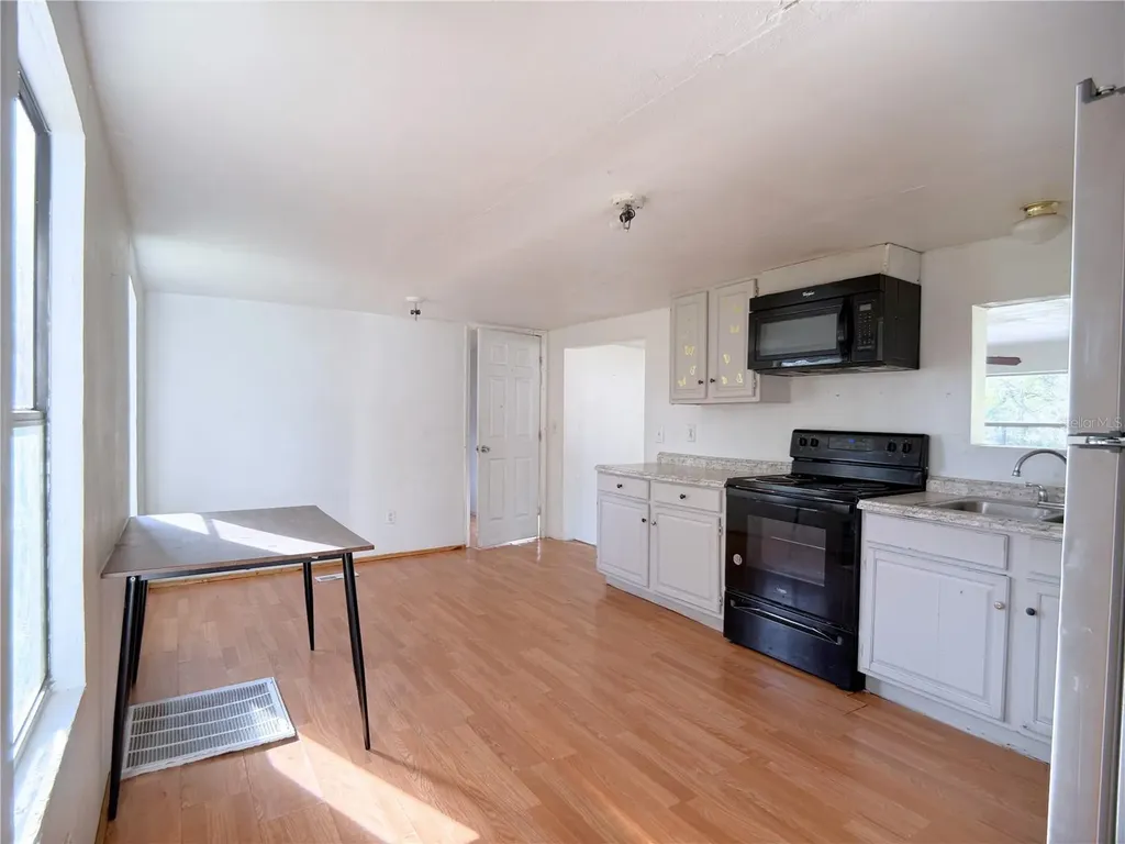18274 SE 22nd Place Silver Springs FL 34488