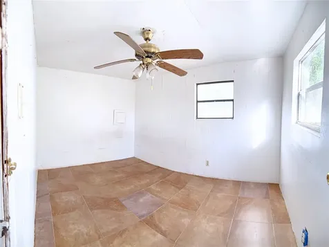 18274 SE 22nd Place Silver Springs FL 34488