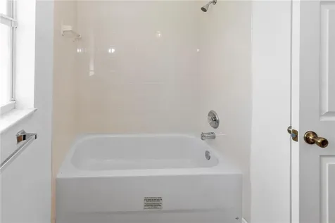 1415 E Annie Street Tampa FL 33612