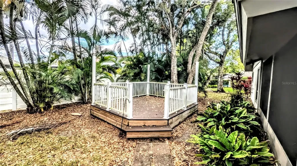 7805 Pine Trace Drive Sarasota FL 34243