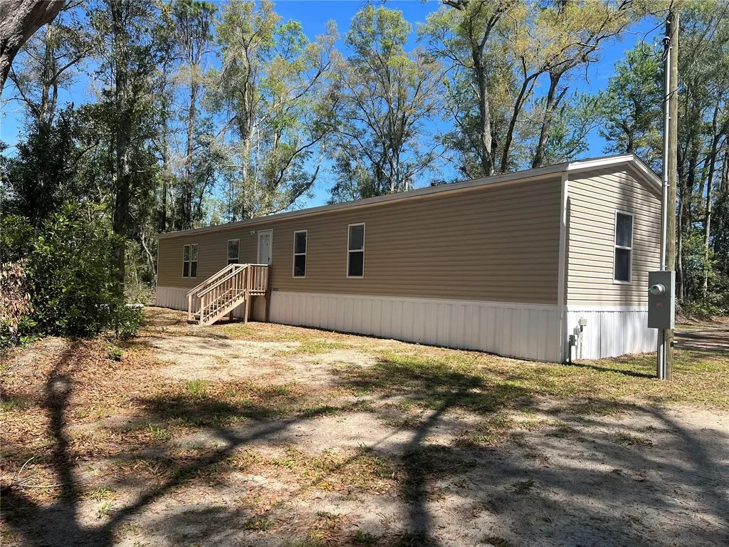 10304 NW 25th Court Branford FL 32008
