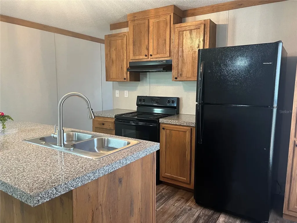 10304 NW 25th Court Branford FL 32008