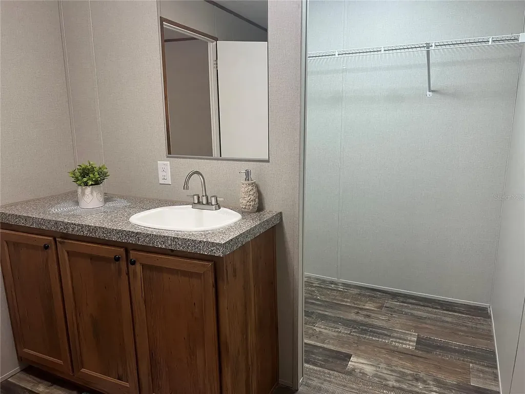10304 NW 25th Court Branford FL 32008