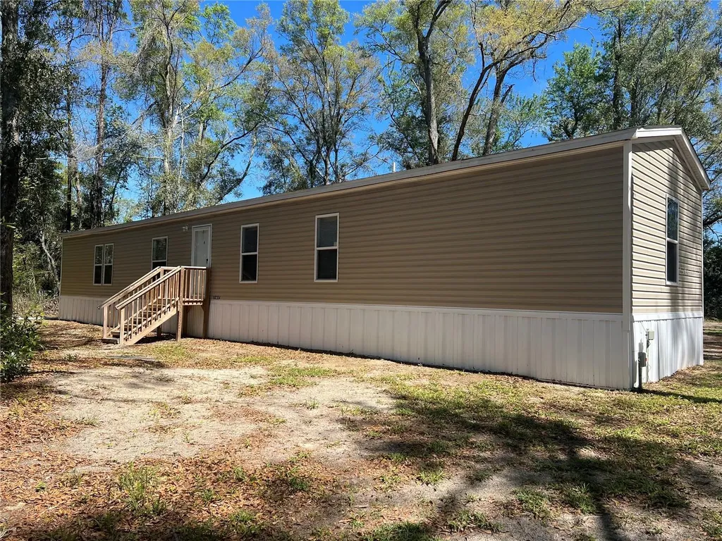 10304 NW 25th Court Branford FL 32008
