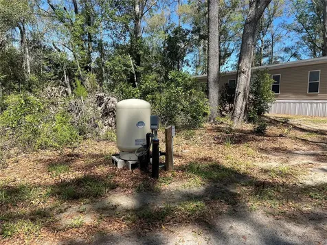 10304 NW 25th Court Branford FL 32008
