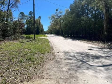 10304 NW 25th Court Branford FL 32008