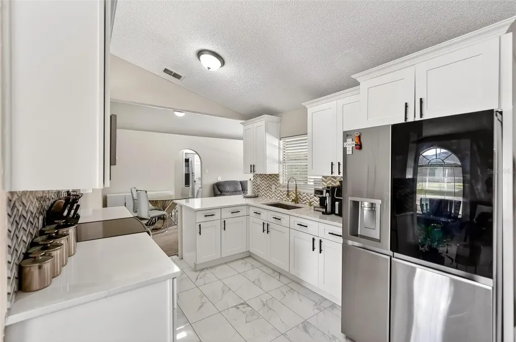 3010 Hallow Drive Deltona FL 32738