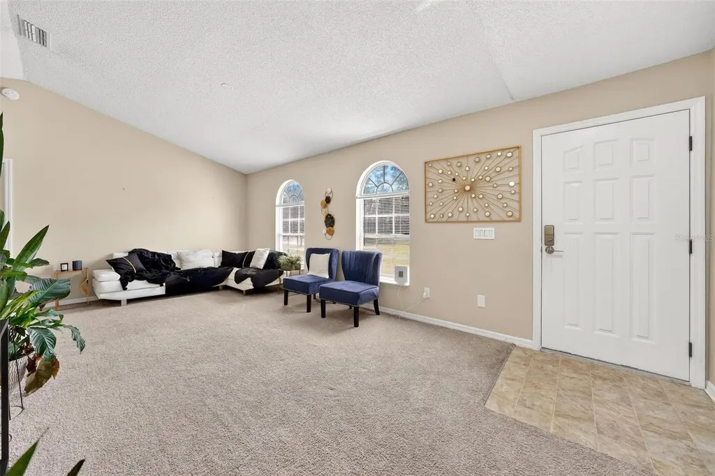 3010 Hallow Drive Deltona FL 32738