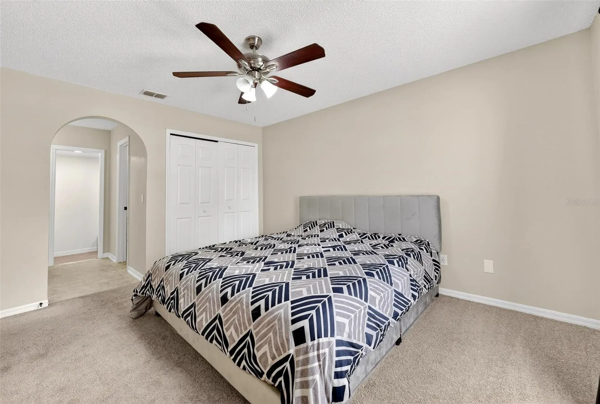 3010 Hallow Drive Deltona FL 32738