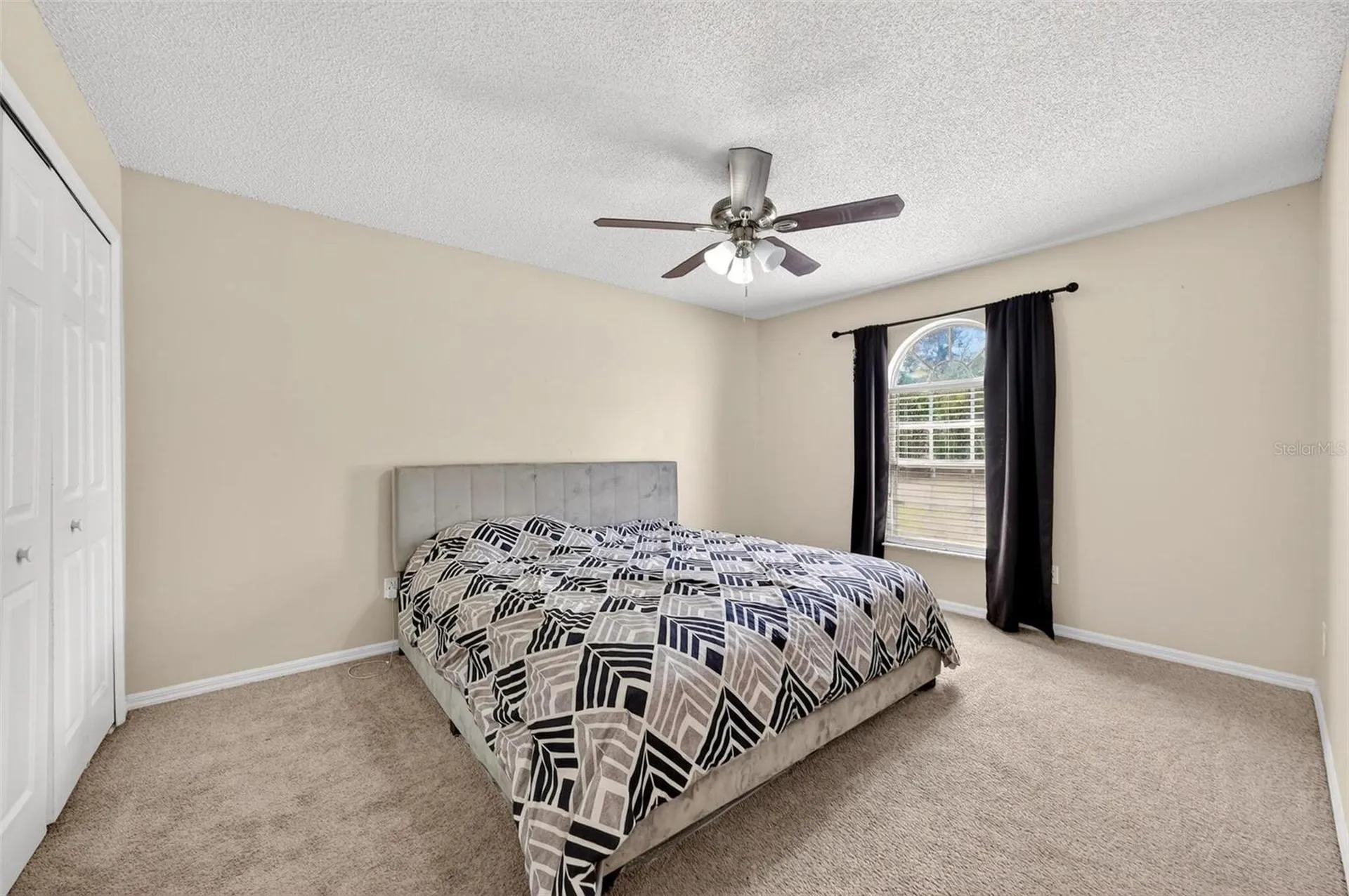 3010 Hallow Drive Deltona FL 32738