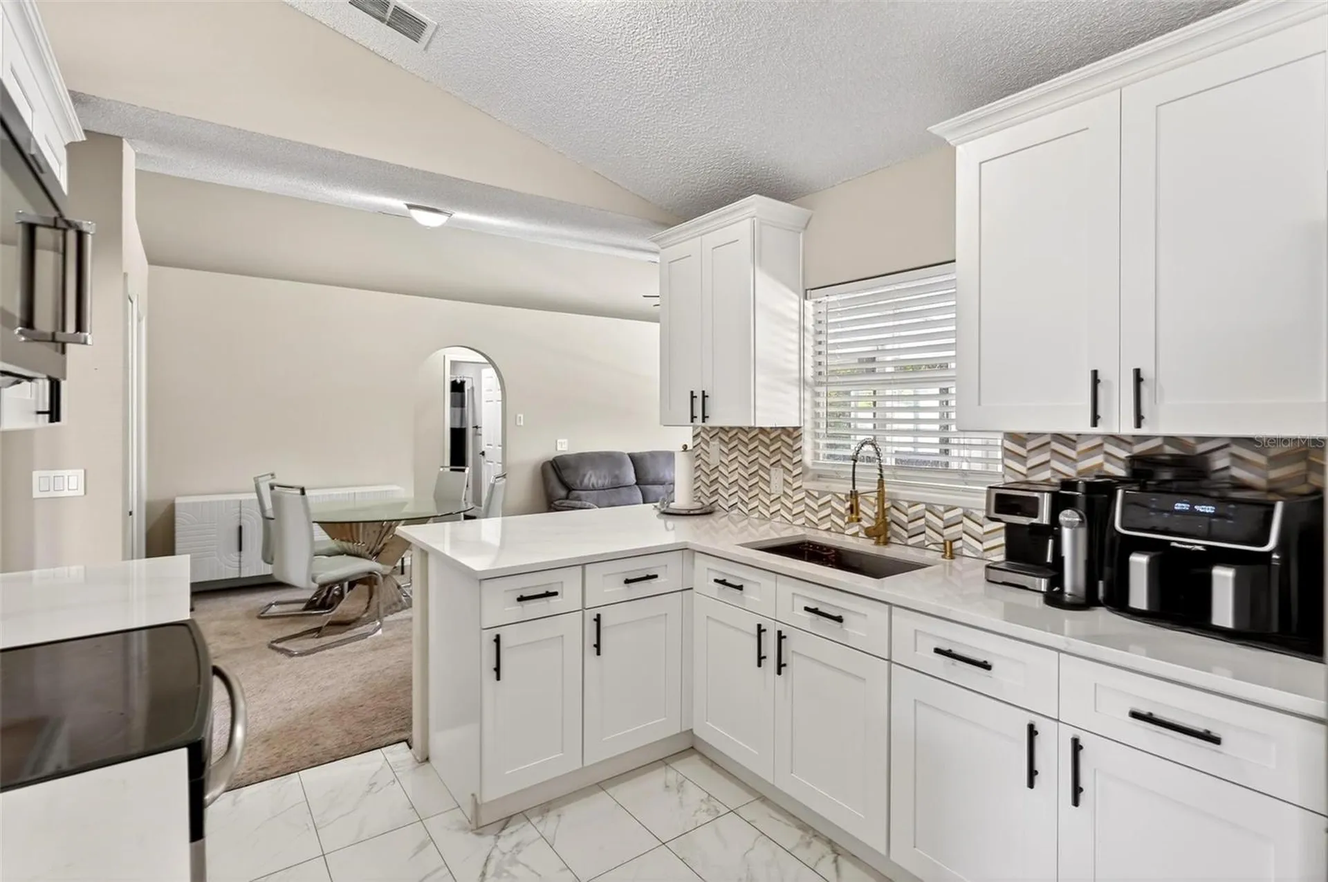 3010 Hallow Drive Deltona FL 32738