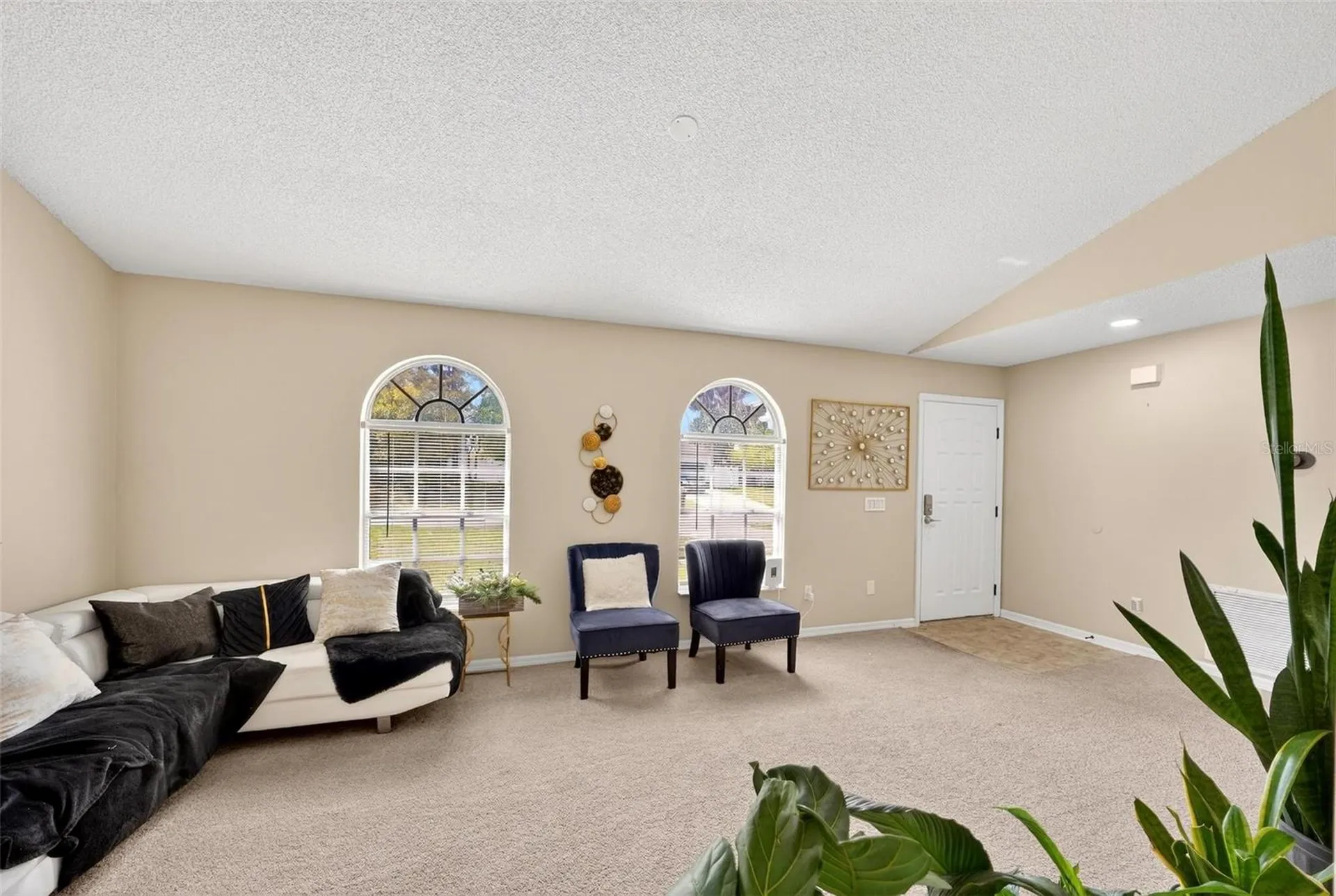 3010 Hallow Drive Deltona FL 32738