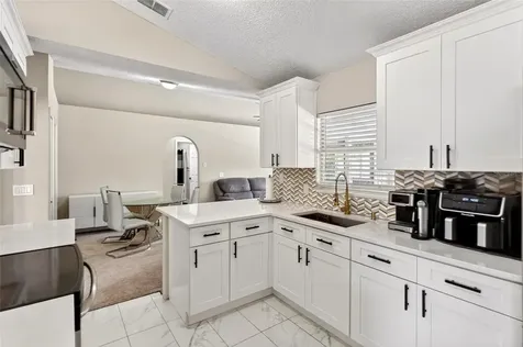 3010 Hallow Drive Deltona FL 32738