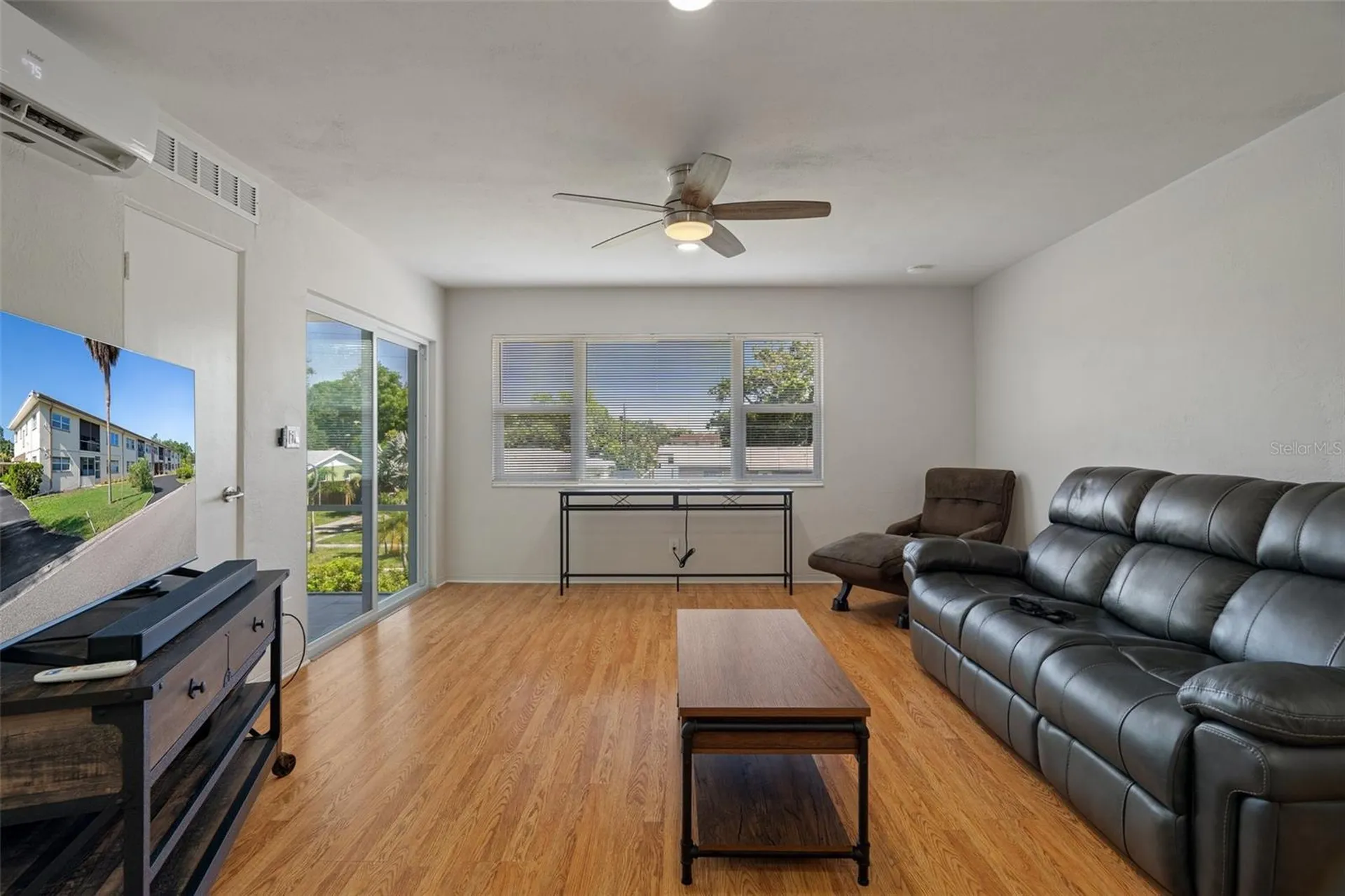 416 73rd Avenue N St Petersburg FL 33702