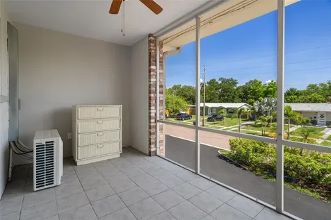 416 73rd Avenue N St Petersburg FL 33702