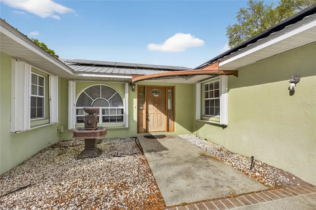 2065 Oak Beach Boulevard Sebring FL 33875