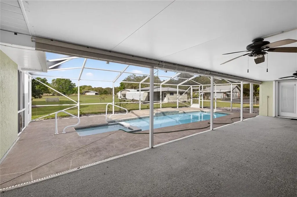2065 Oak Beach Boulevard Sebring FL 33875