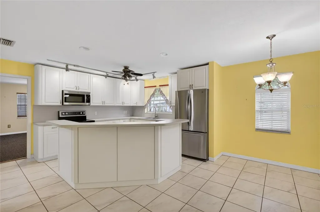 2065 Oak Beach Boulevard Sebring FL 33875