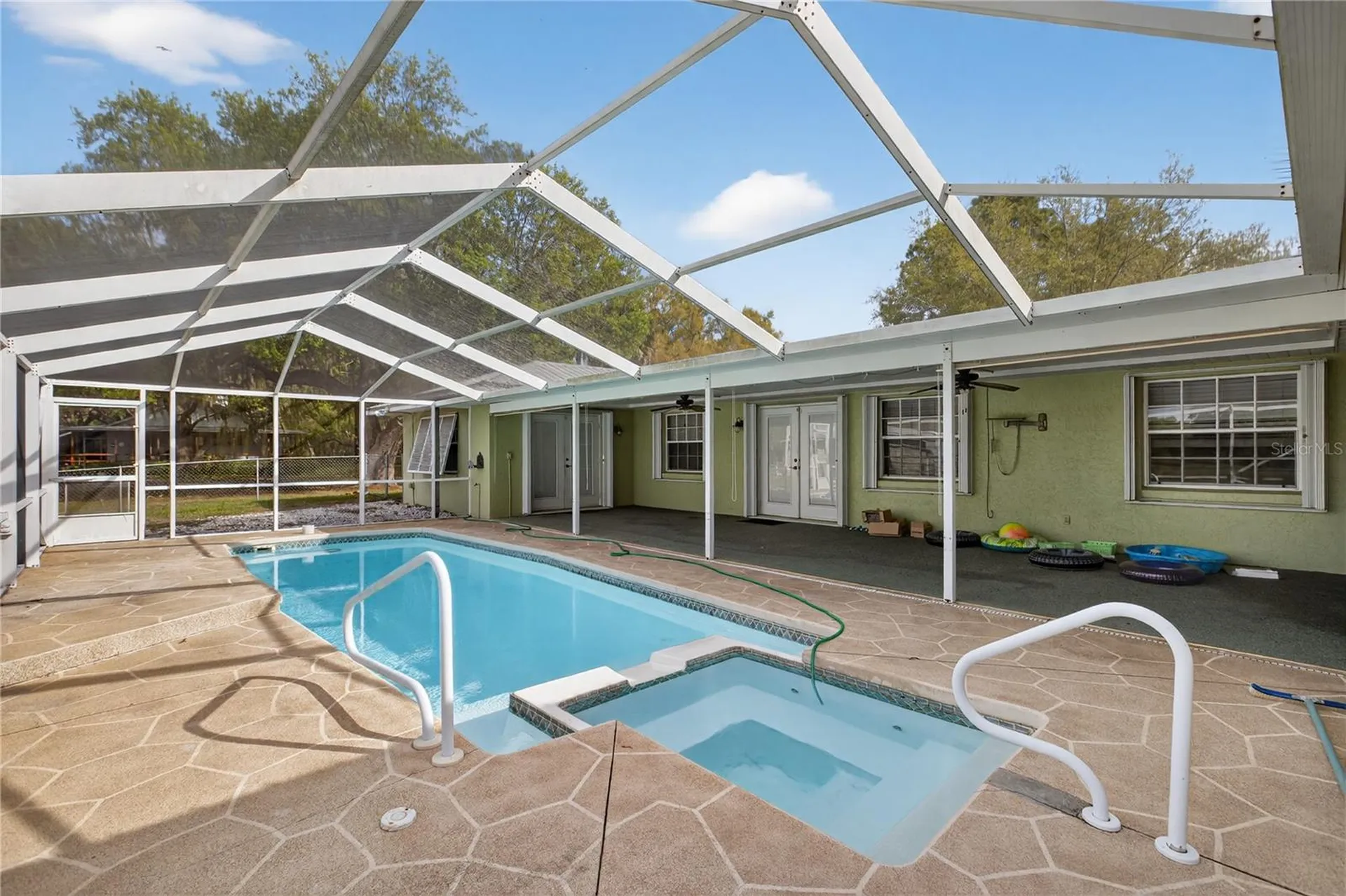 2065 Oak Beach Boulevard Sebring FL 33875