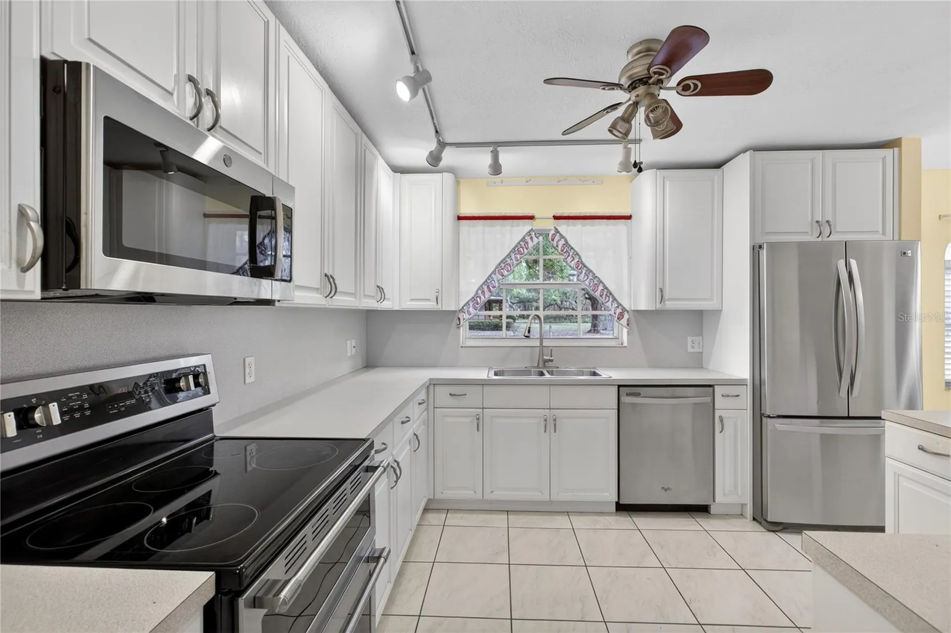 2065 Oak Beach Boulevard Sebring FL 33875