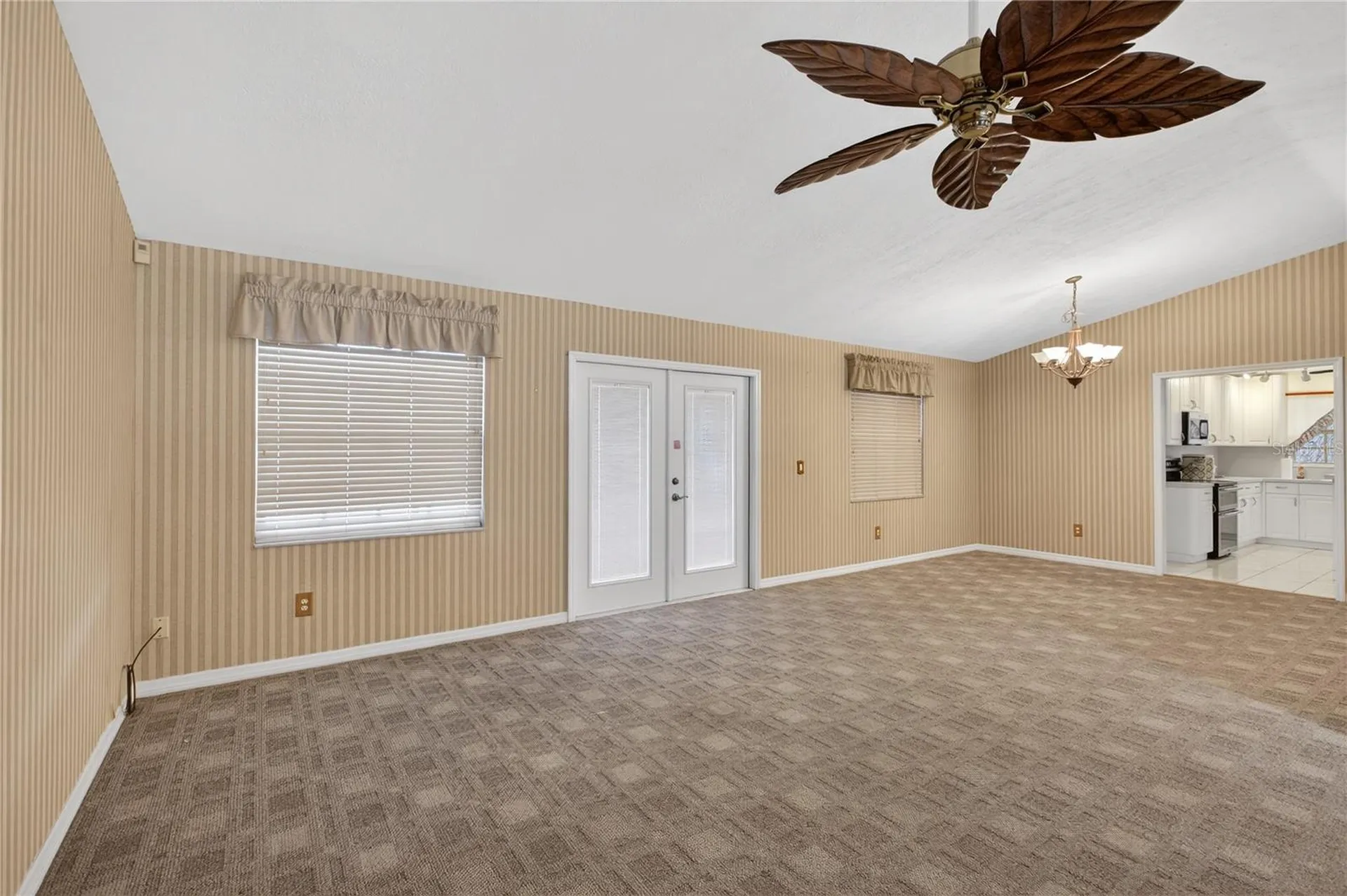 2065 Oak Beach Boulevard Sebring FL 33875