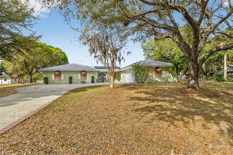 2065 Oak Beach Boulevard Sebring FL 33875