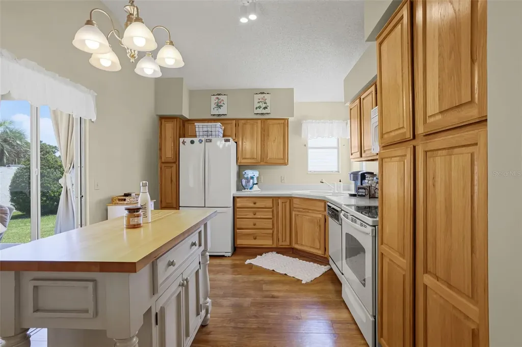 815 Cortez Avenue The Villages FL 32159