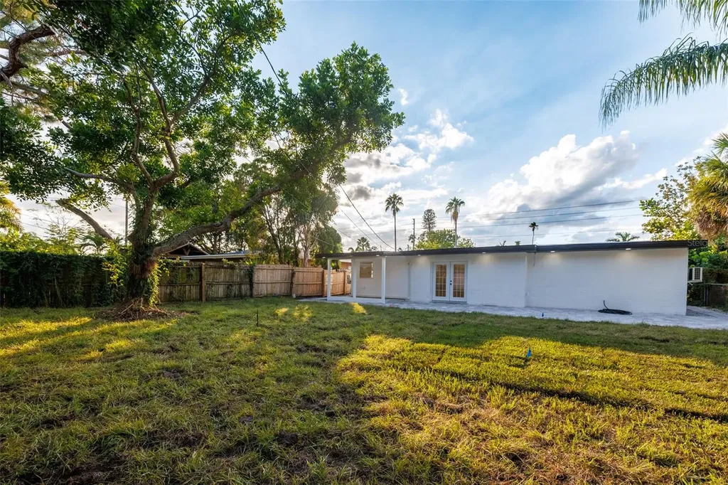 3947 Overlook Drive NE St Petersburg FL 33703