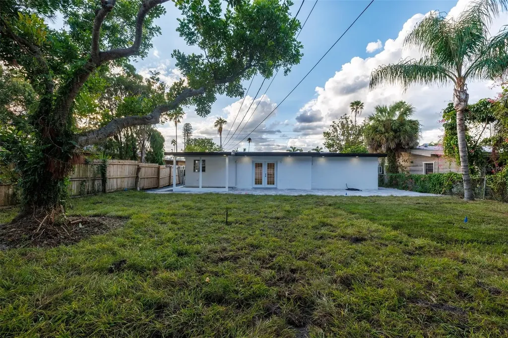 3947 Overlook Drive NE St Petersburg FL 33703