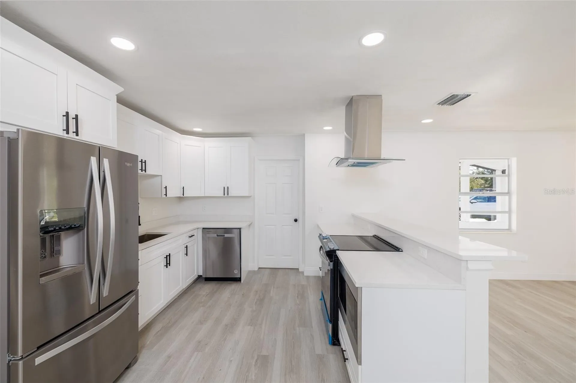 3947 Overlook Drive NE St Petersburg FL 33703