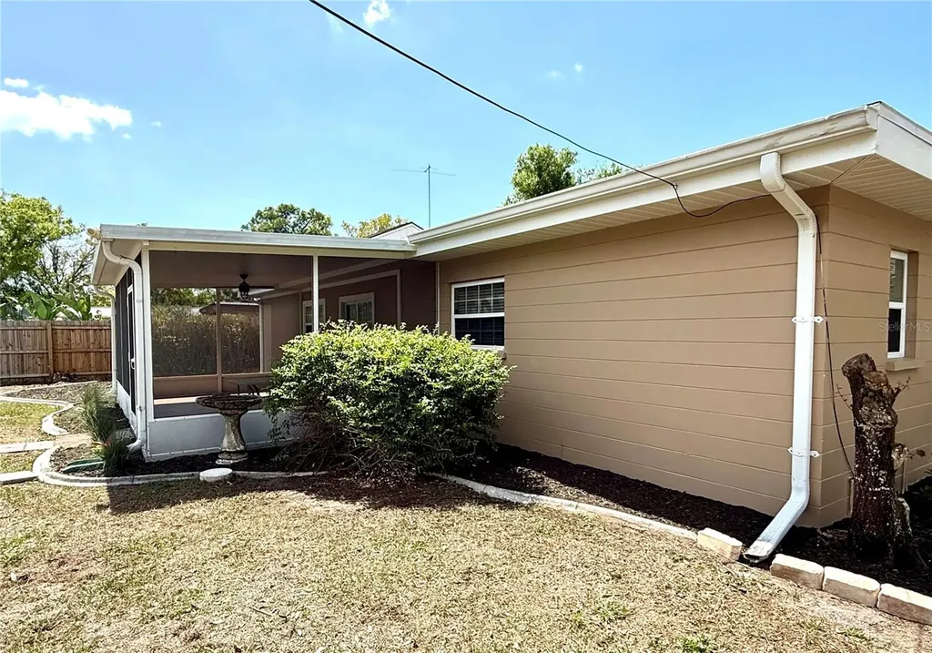 3715 Sharondale Drive Sarasota FL 34232