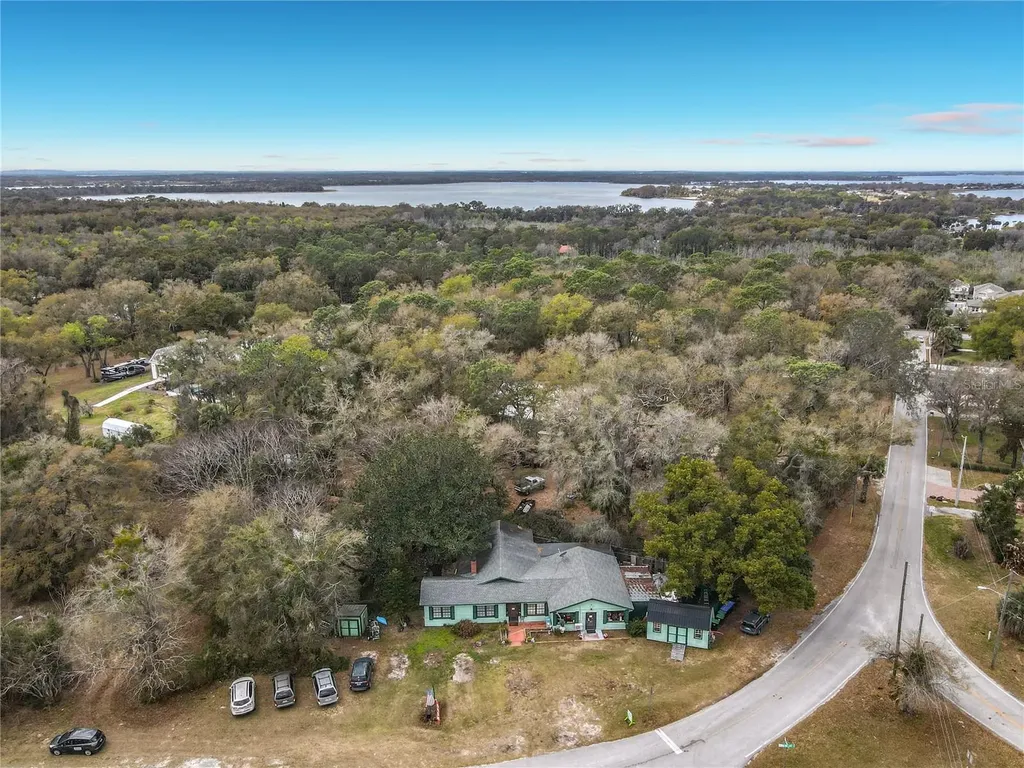 6942 Old Highway 441 S Mount Dora FL 32757