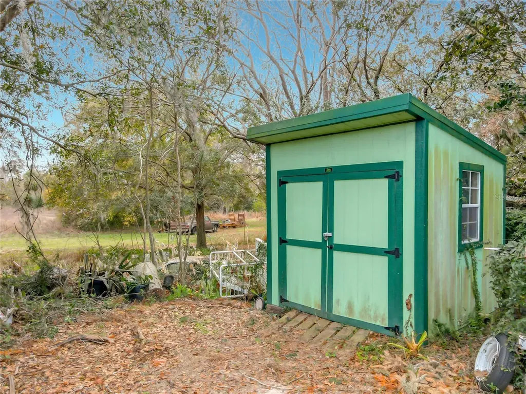 6942 Old Highway 441 S Mount Dora FL 32757