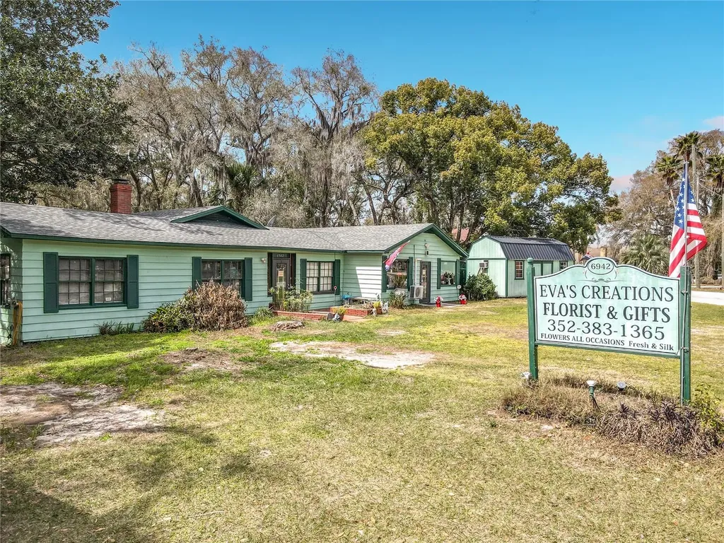 6942 Old Highway 441 S Mount Dora FL 32757