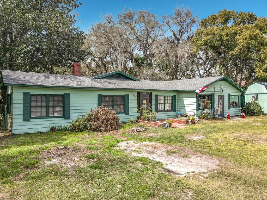 6942 Old Highway 441 S Mount Dora FL 32757